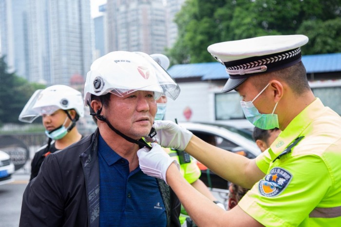 奖励一辆车！雅迪兑现承诺，倡导社会正能量！