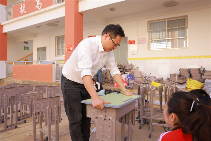 久久为功，牡丹夫妇携手花皙蔻助力乡村教师与儿童教育